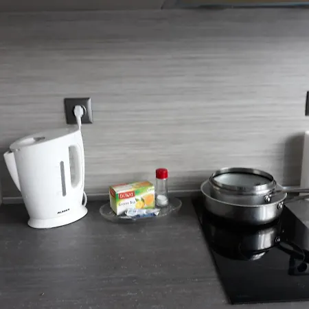 за гости For Guests דירה